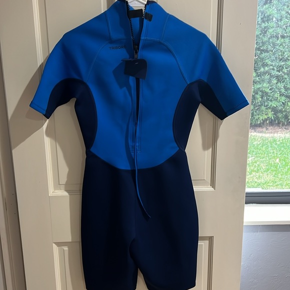 Tribord Wet suit neoprene 1.55 mm woman’s size small in blue - Picture 2 of 8